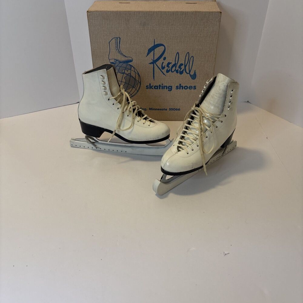 VTG Riedell 320B Women 4 1/2 Figure Ice Skates  Sheffield England Blades
